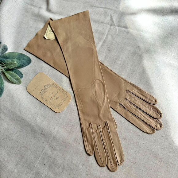 VTG Dior Beige Kid Leather Elbow Gloves Sz 7  Opera Old Hollywood Quiet Luxury - Picture 1 of 14